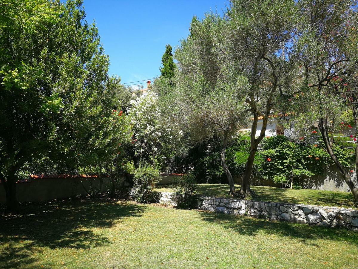 Family Friendly Apartments Island Rab Kampor Dış mekan fotoğraf