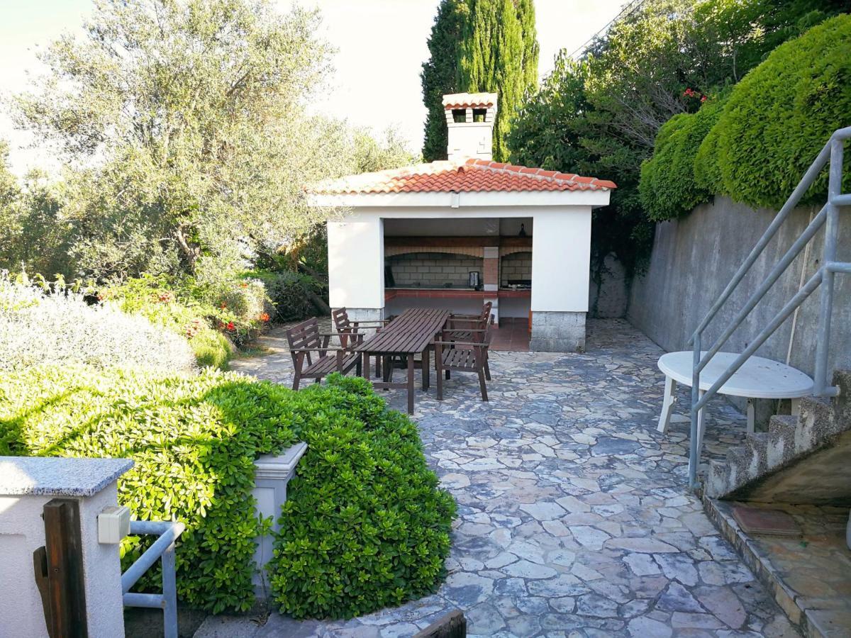 Family Friendly Apartments Island Rab Kampor Dış mekan fotoğraf