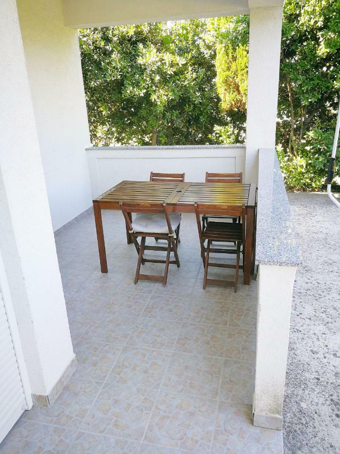 Family Friendly Apartments Island Rab Kampor Dış mekan fotoğraf