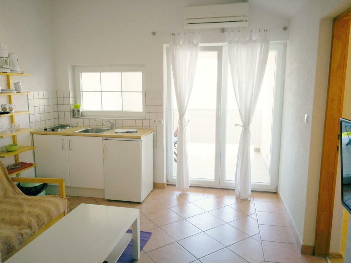 Family Friendly Apartments Island Rab Kampor Dış mekan fotoğraf