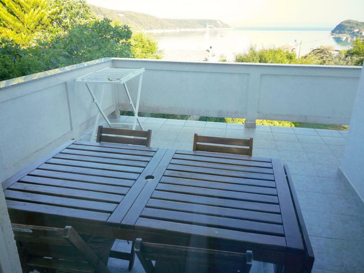 Family Friendly Apartments Island Rab Kampor Dış mekan fotoğraf